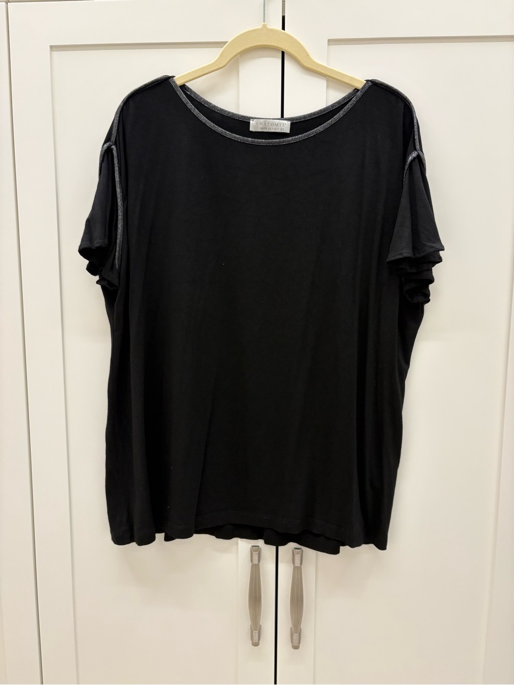 Anatomie Black Relaxed Short Sleeve Top with Contrast Trim